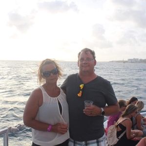 Meet your Posher, Sherry